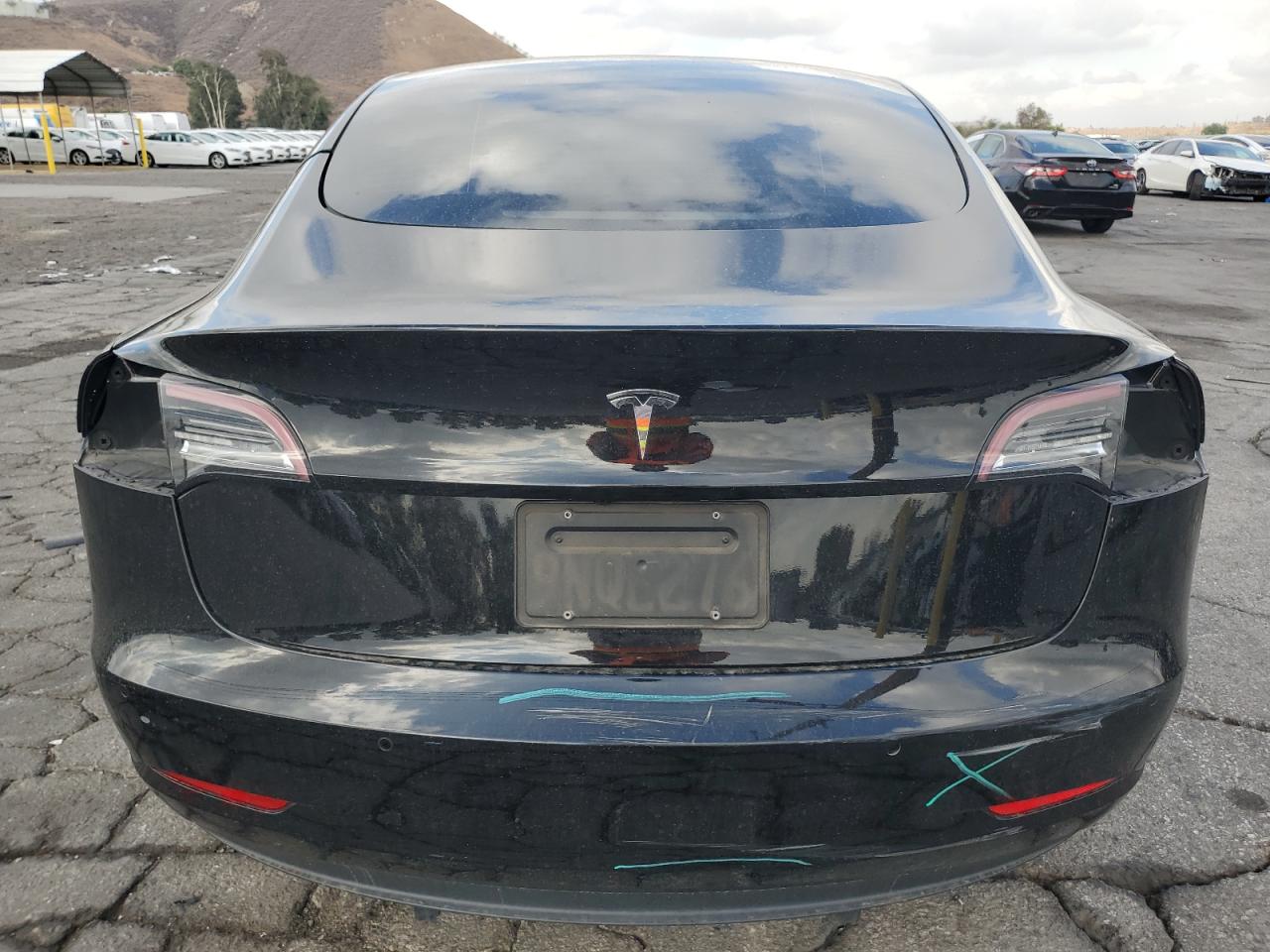Tesla Model 3 Image 6