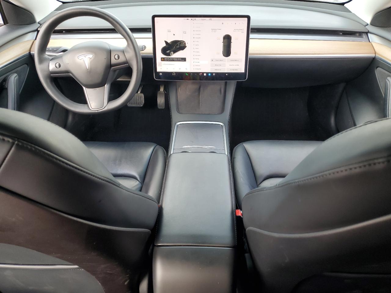 Tesla Model 3 Image 10