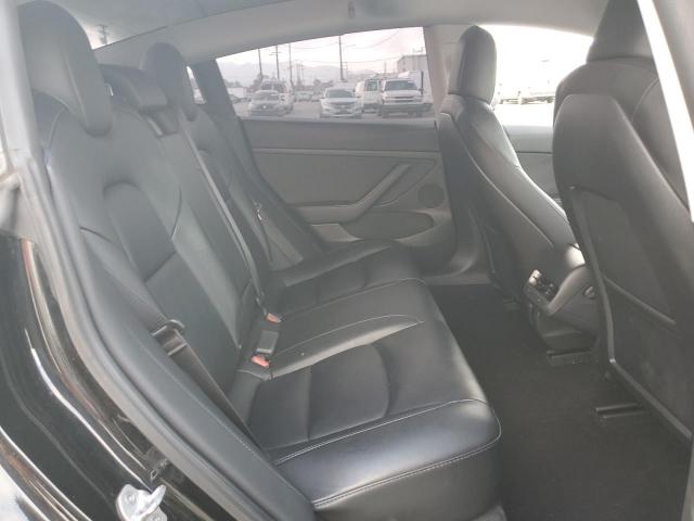 Tesla Model 3 Image 12