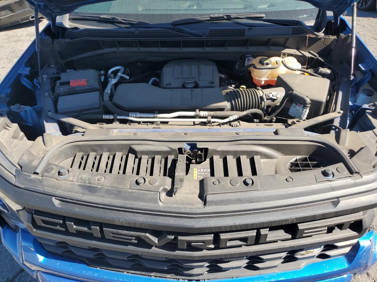 Chevrolet Silverado K1500 Custom Image 7