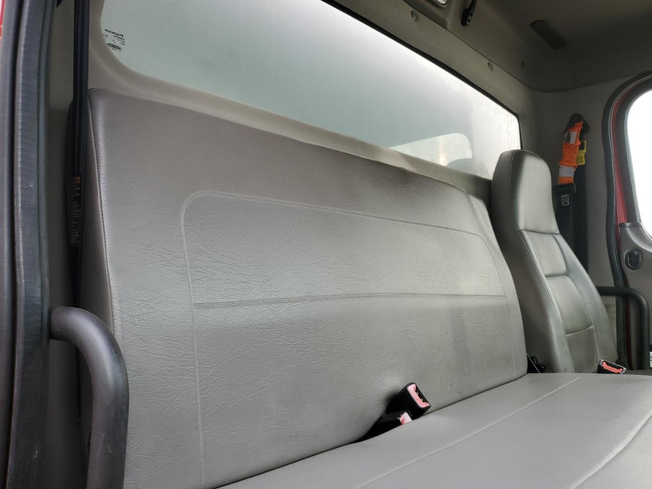 Freightliner M2 106 Medium Duty Image 11