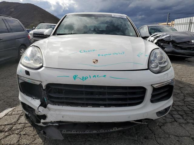 Porsche Cayenne Image 5