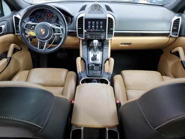 Porsche Cayenne Image 9