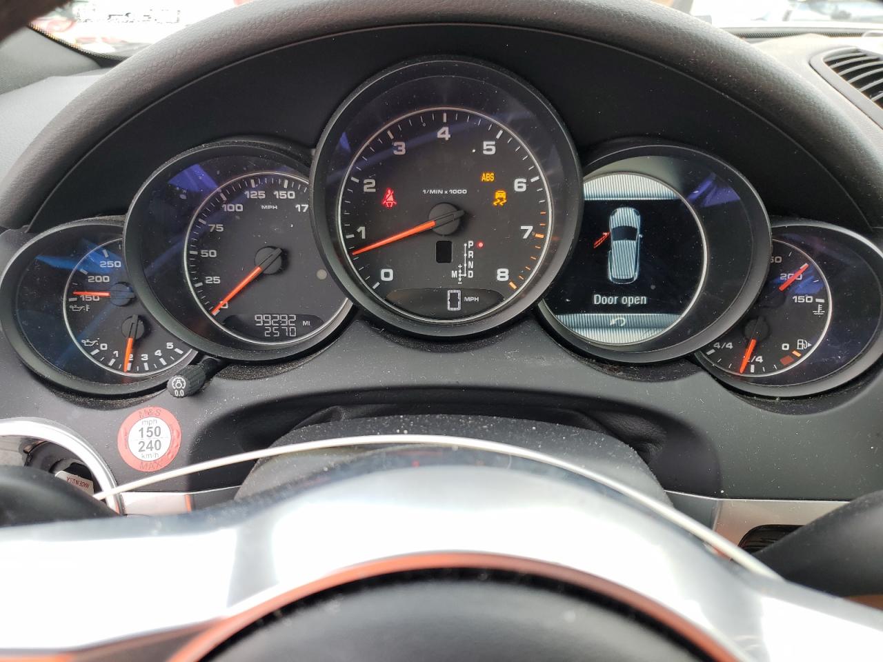 Porsche Cayenne Image 8