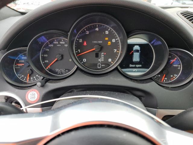 Porsche Cayenne Image 8