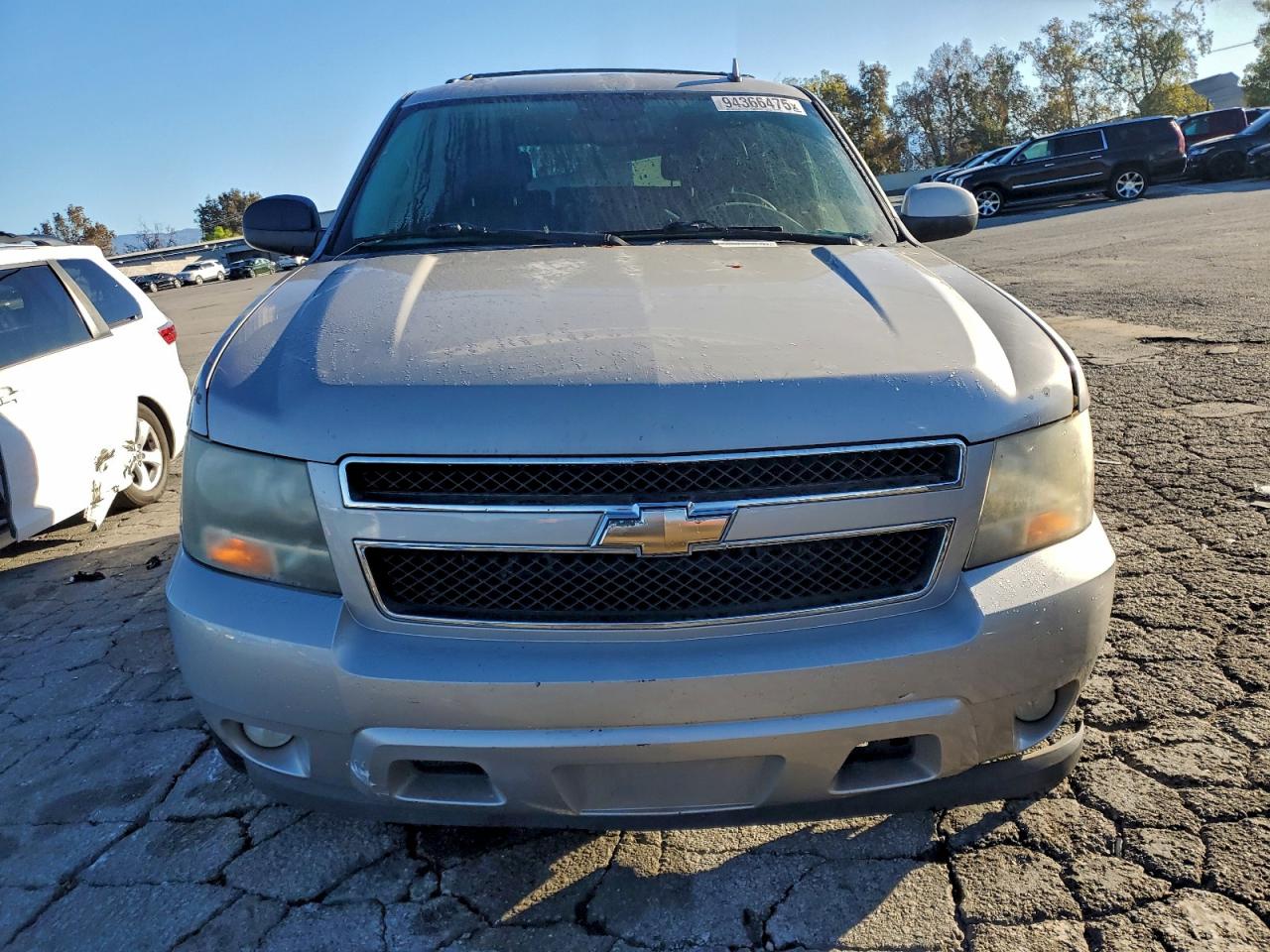 Chevrolet Tahoe C1500 Image 10