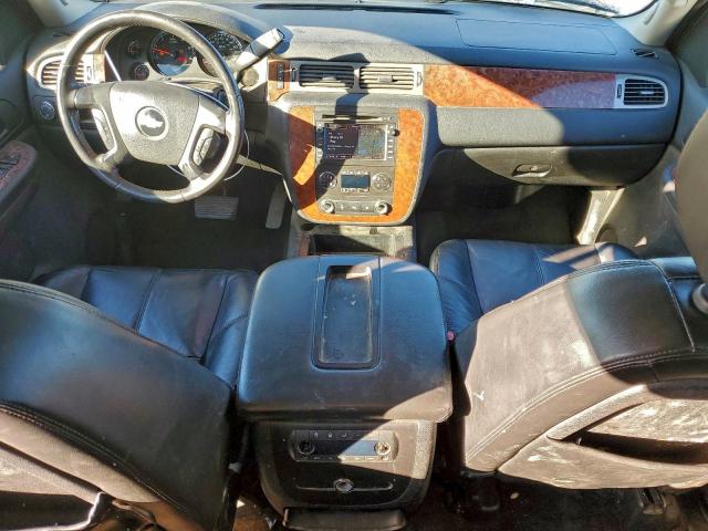 Chevrolet Tahoe C1500 Image 11