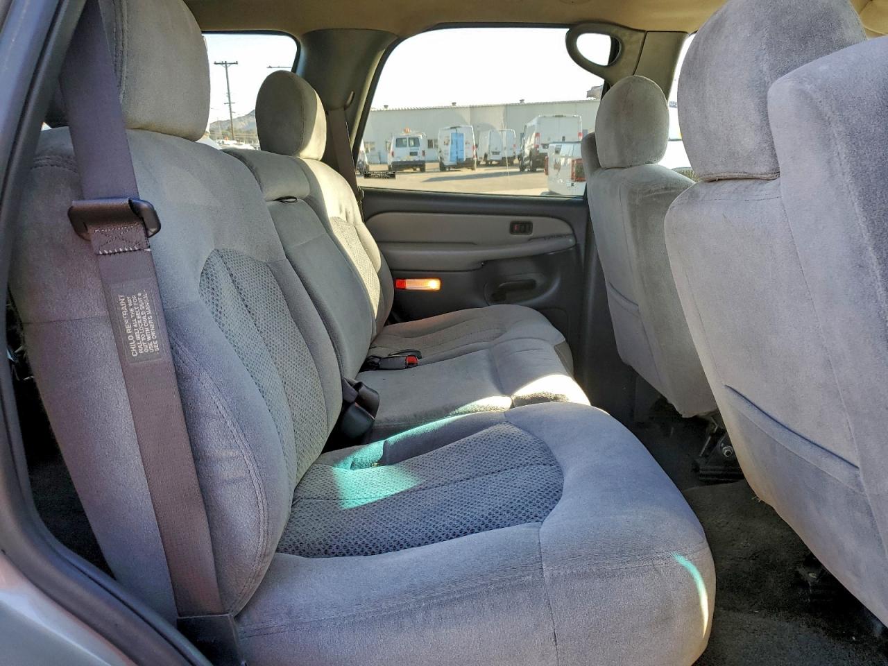 Chevrolet Tahoe C1500 Image 8