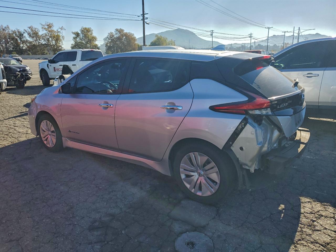 Nissan LEAF S Image 2