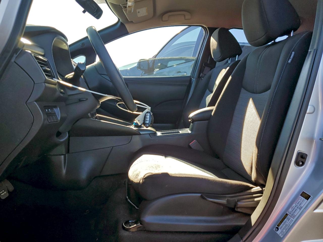 Nissan LEAF S Image 3