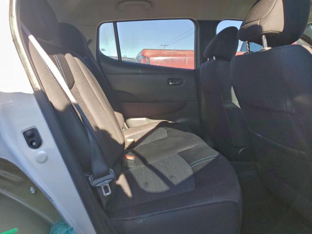 Nissan LEAF S Image 8