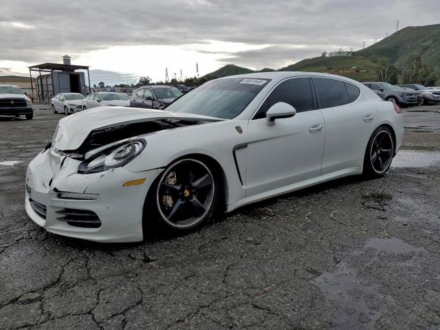 Salvage Porsche Panamera