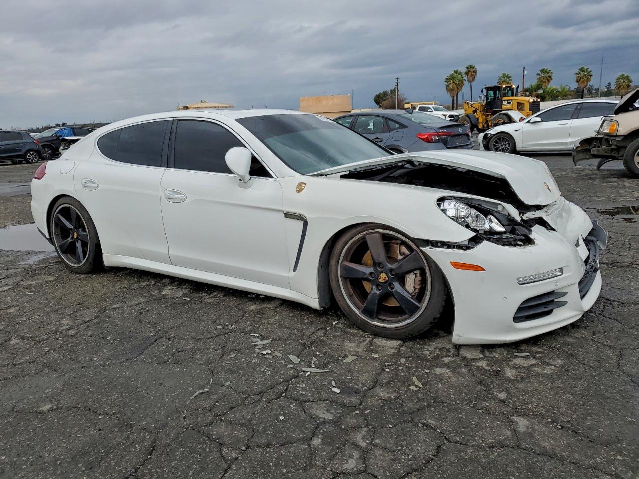 Porsche Panamera S Image 5