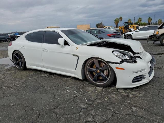 Porsche Panamera S Image 5