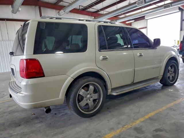 Lincoln Navigator Image 3