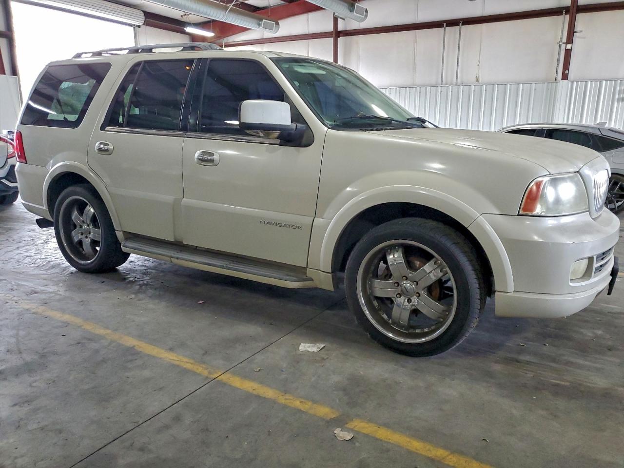Lincoln Navigator Image 13