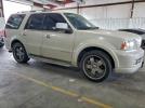 Lincoln Navigator Image 13