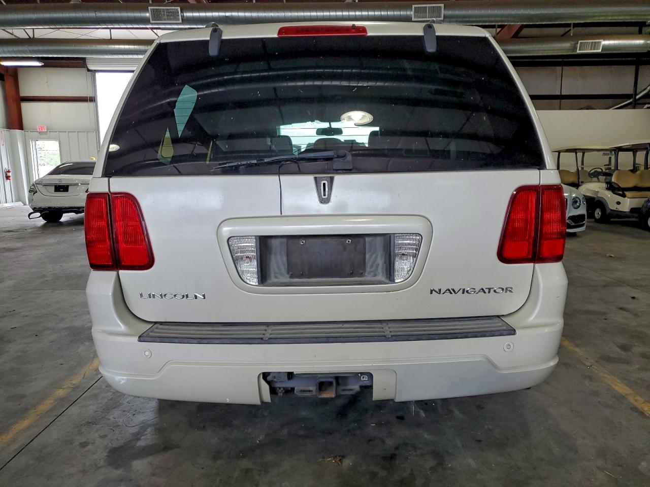 Lincoln Navigator Image 7