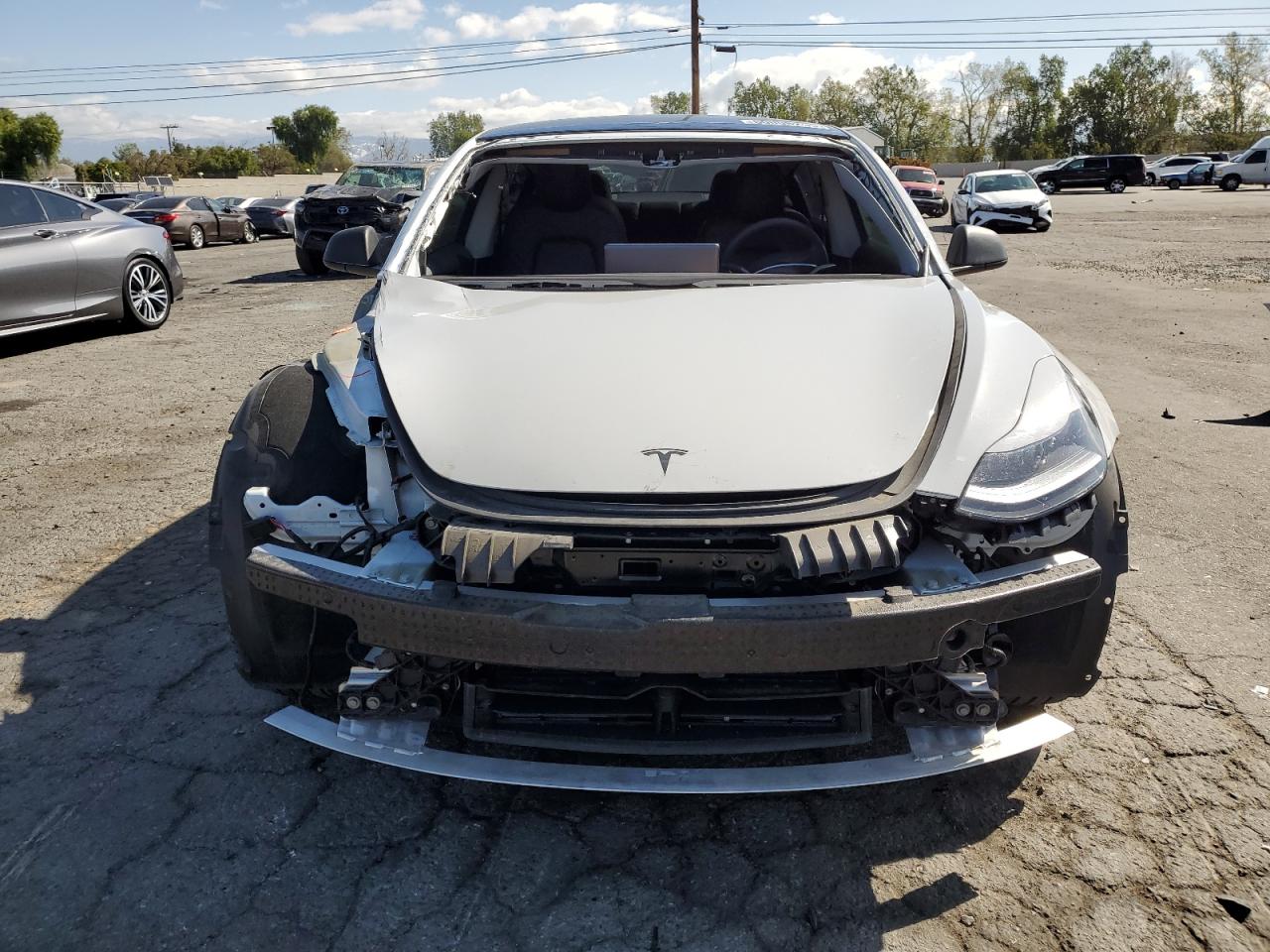 Tesla Model 3 Image 12