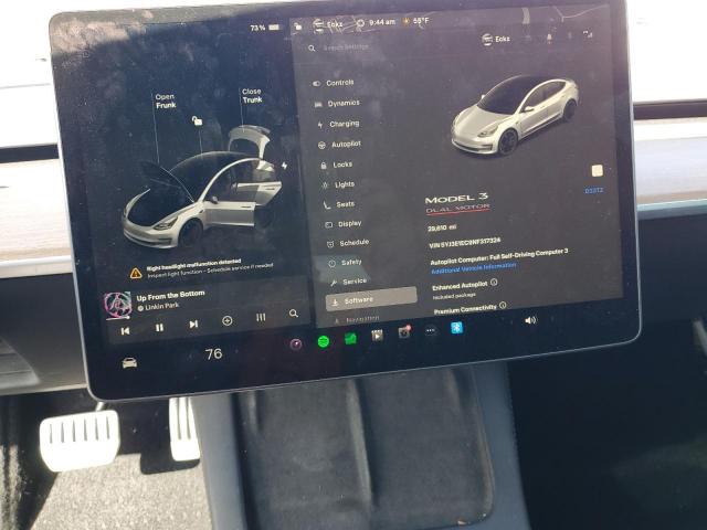 Tesla Model 3 Image 7