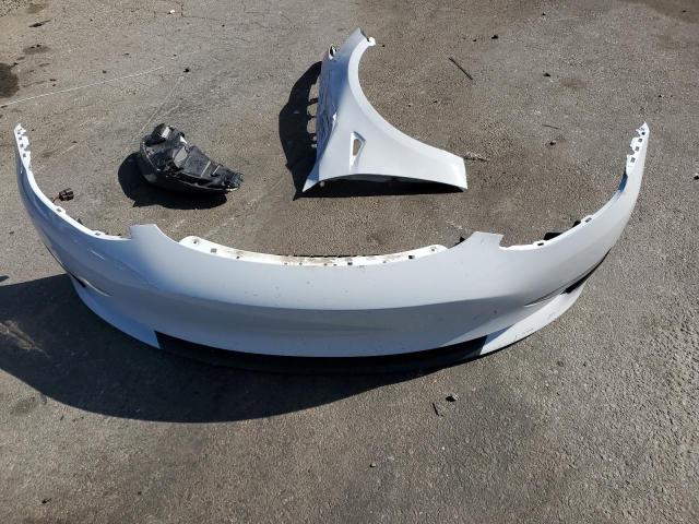 Tesla Model 3 Image 10