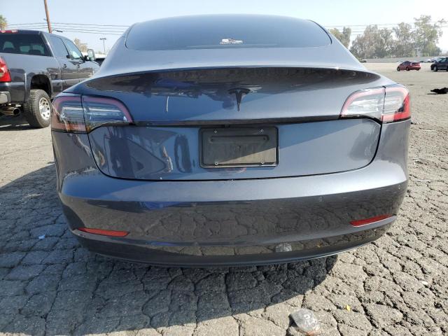 Tesla Model 3 Image 6