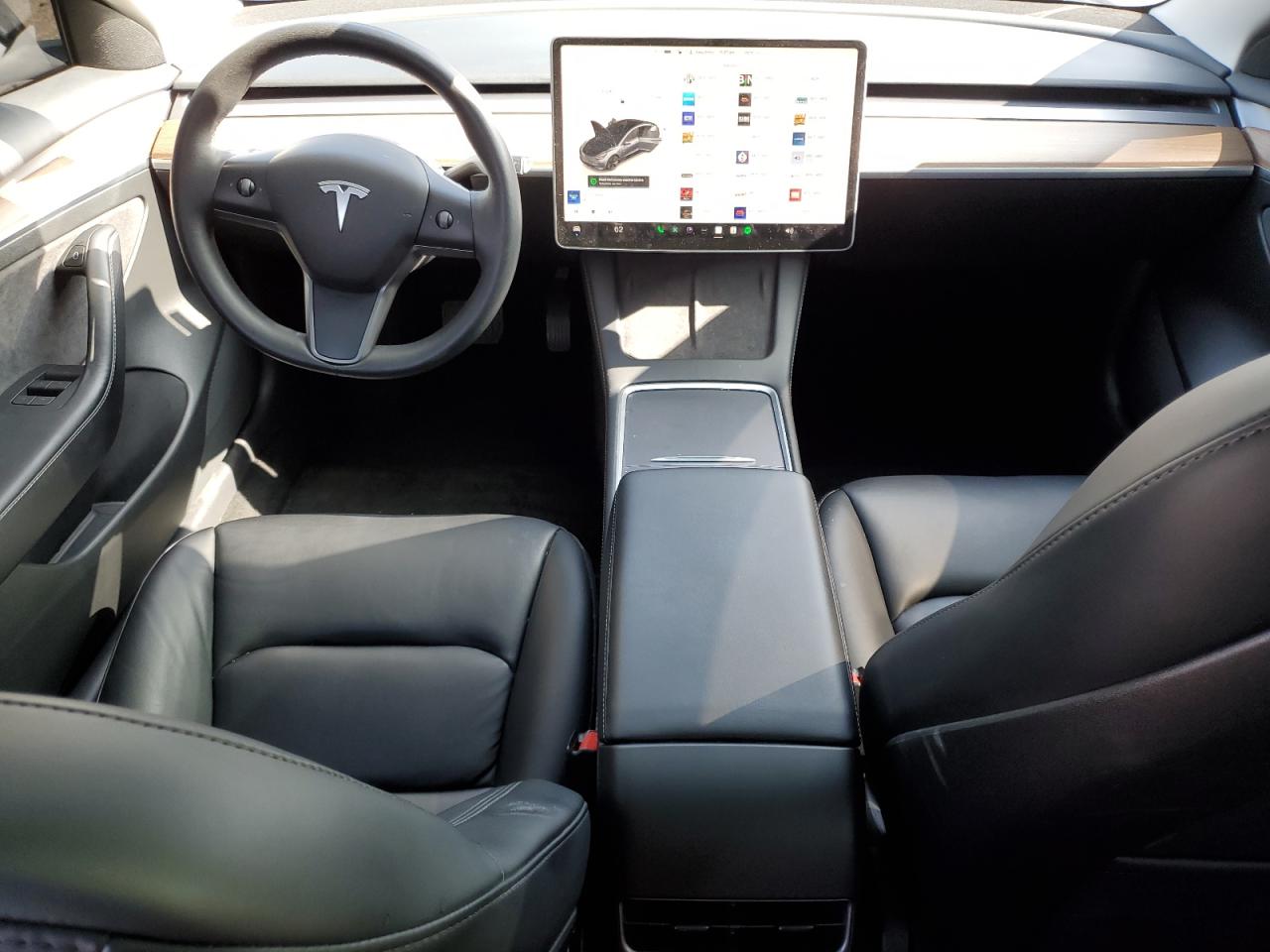 Tesla Model 3 Image 9
