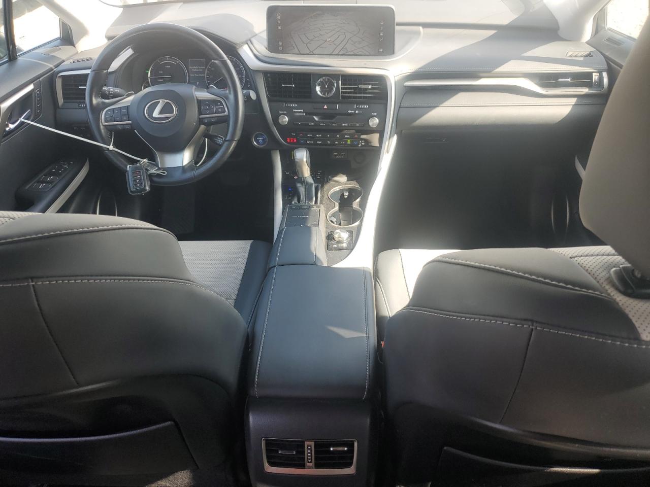 Lexus RX 450h Image 9