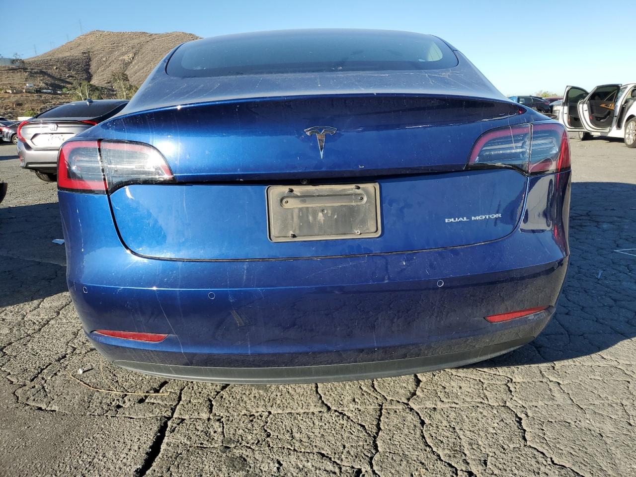 Tesla Model 3 Image 5