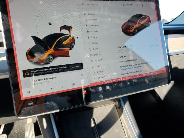 Tesla Model 3 Image 6