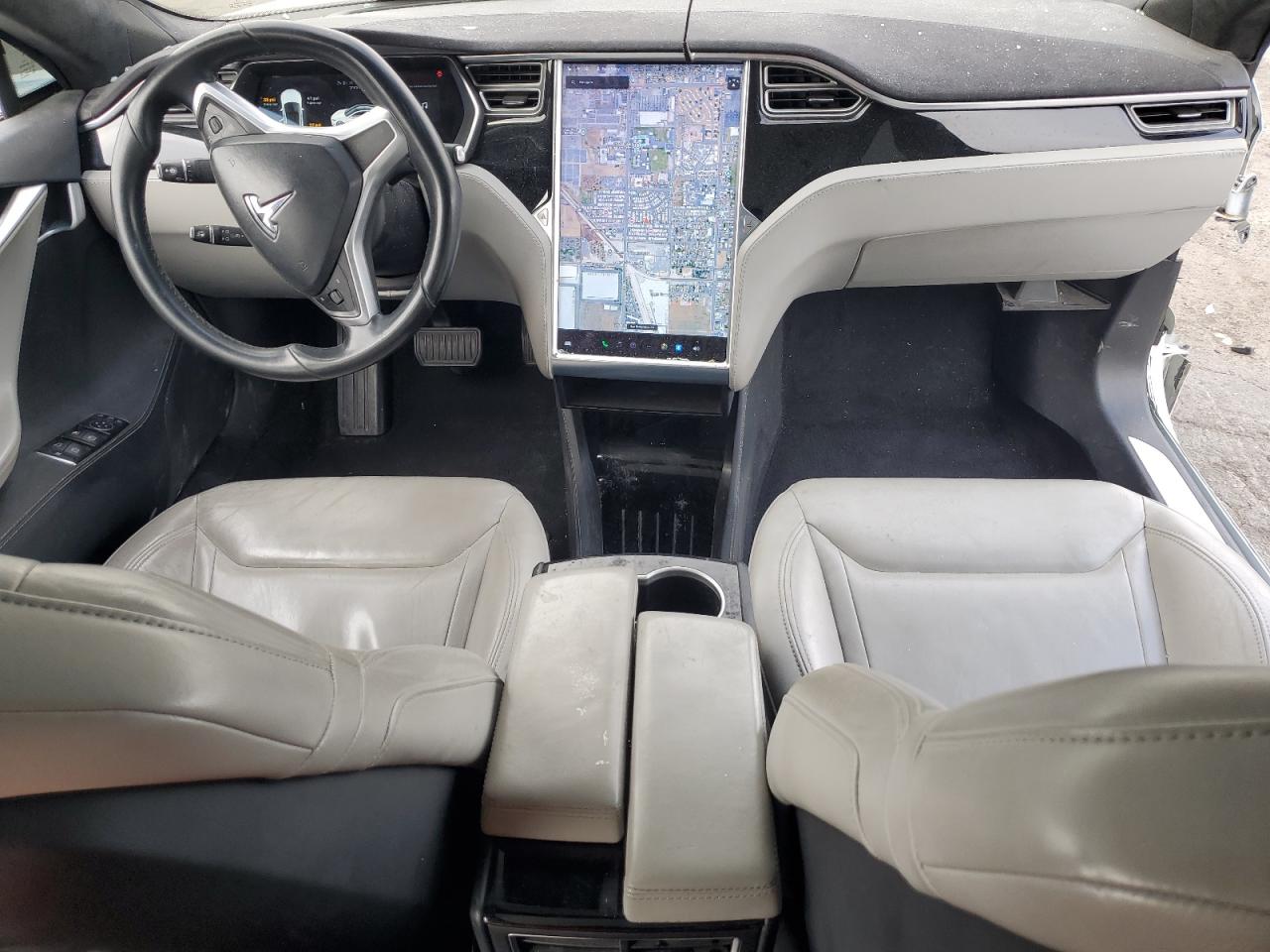 Tesla Model S 70d Image 13