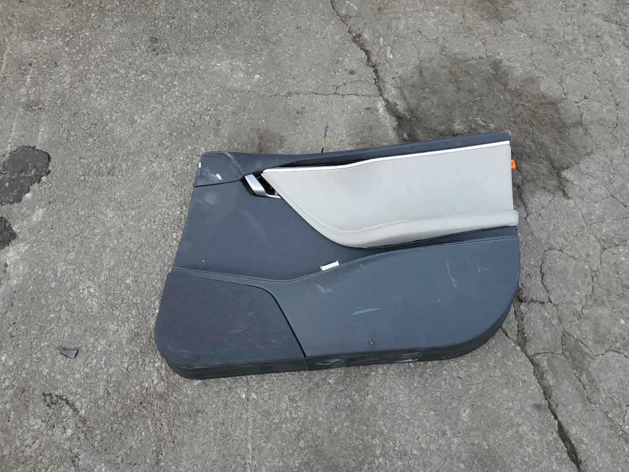 Tesla Model S 70d Image 10