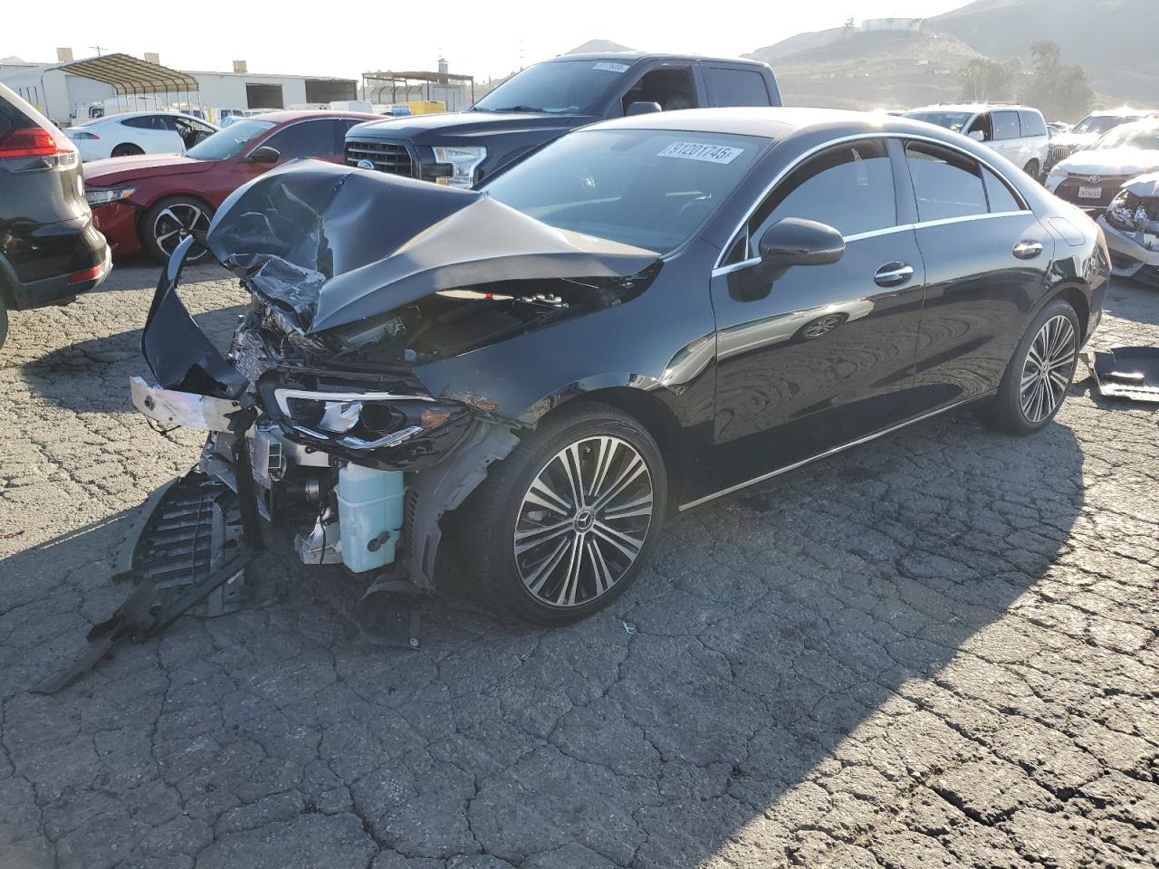 Mercedes-Benz Cla-class 250 Image 1