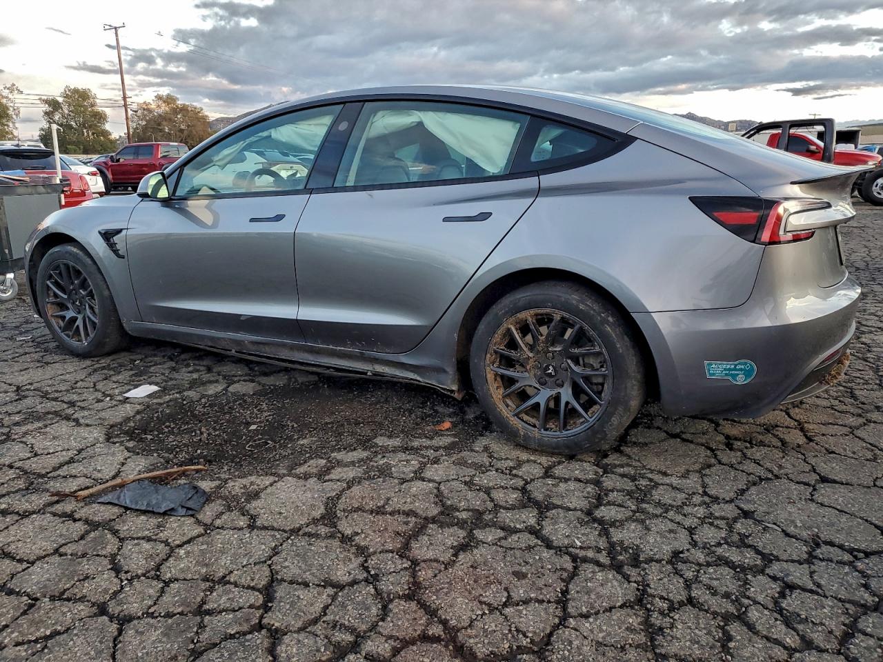 Tesla Model 3 Image 10