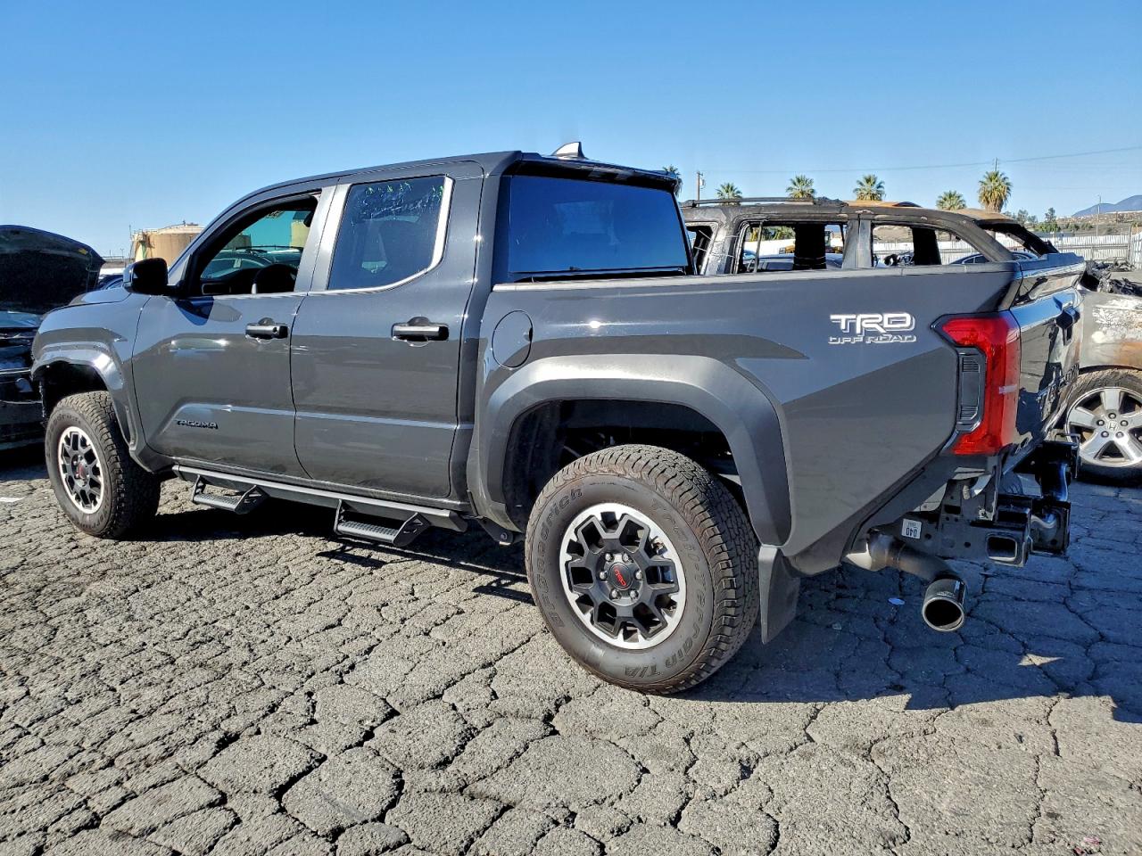 Toyota Tacoma Double Cab Image 9