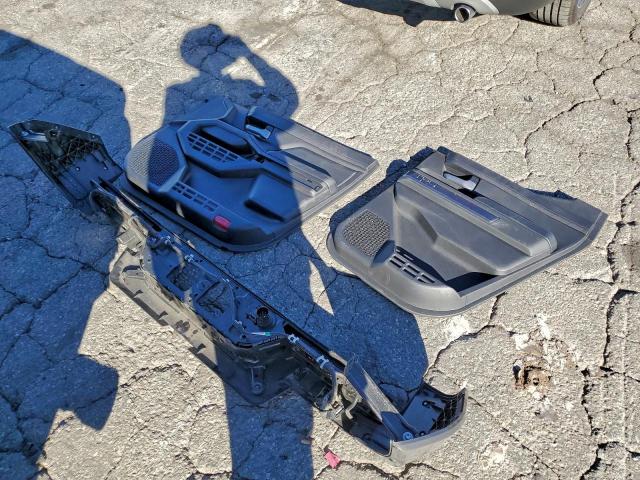 Toyota Tacoma Double Cab Image 11