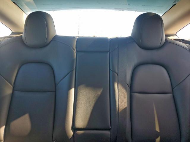 Tesla Model 3 Image 13