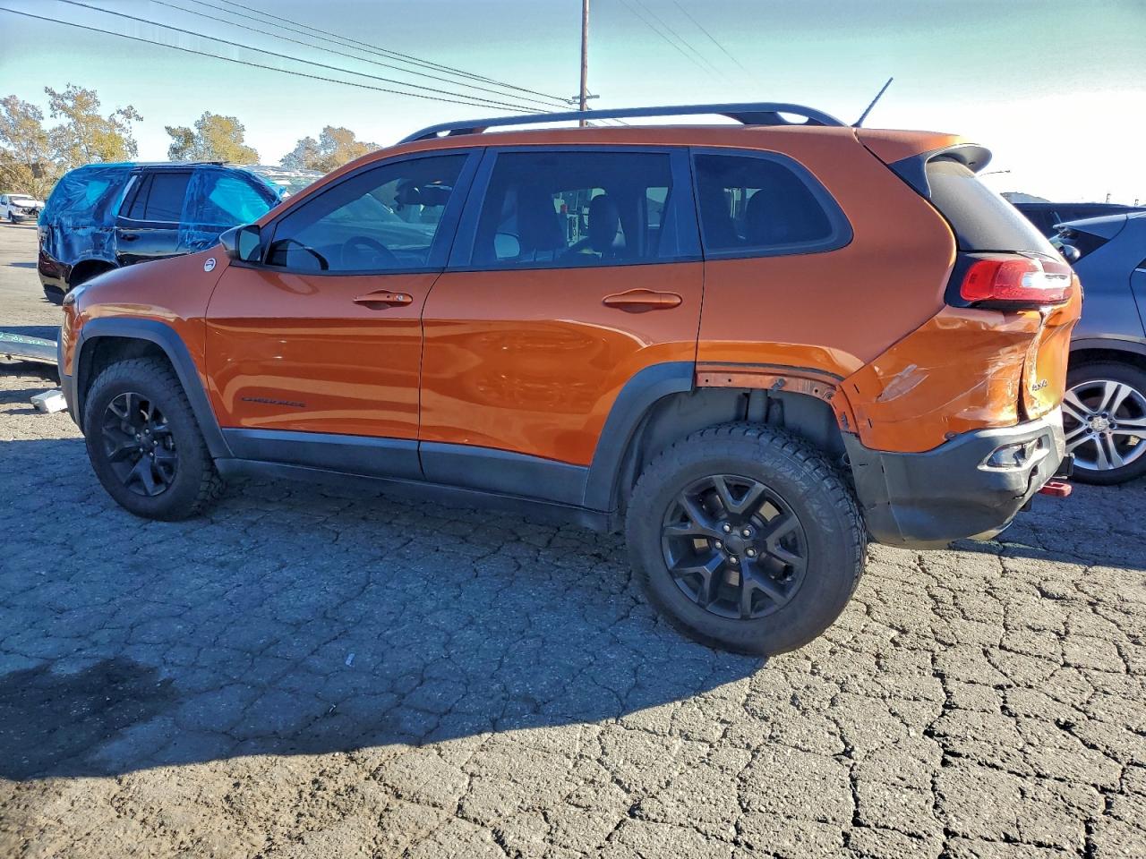 Jeep Cherokee Trailhawk Image 3