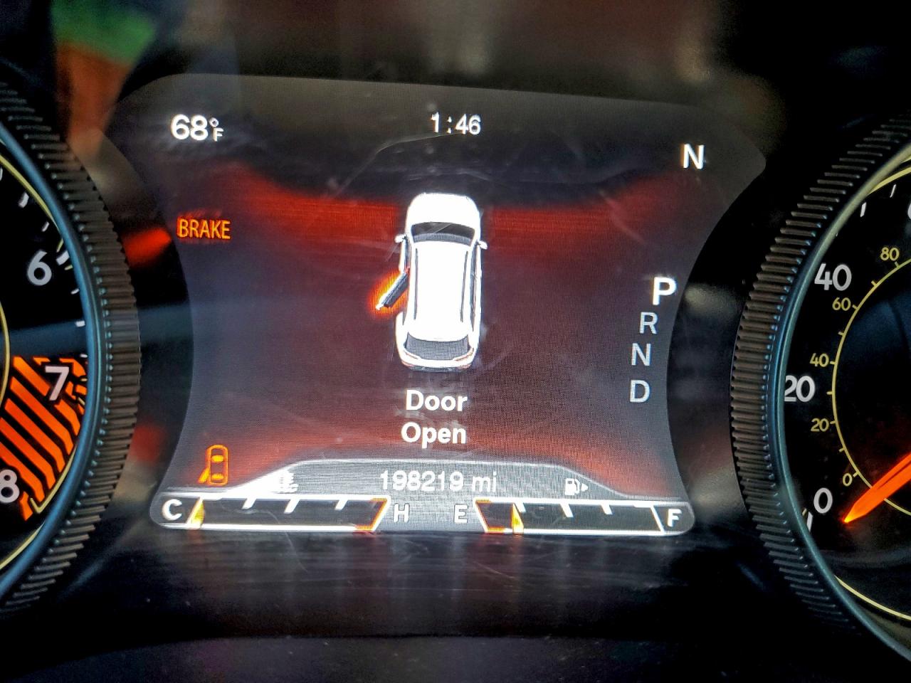 Jeep Cherokee Trailhawk Image 6