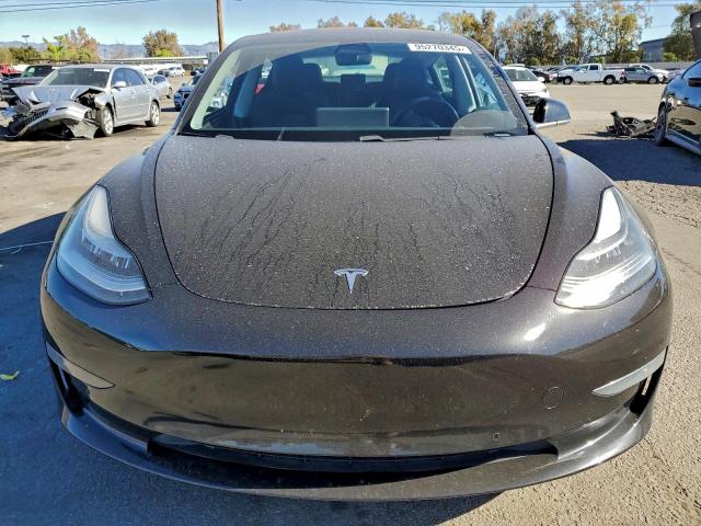 Tesla Model 3 Image 2