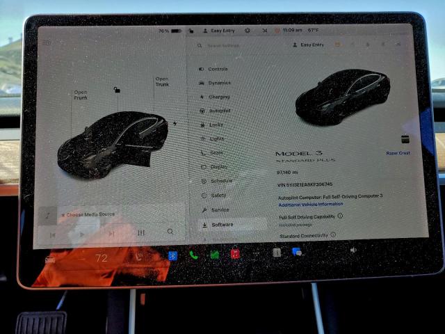 Tesla Model 3 Image 7