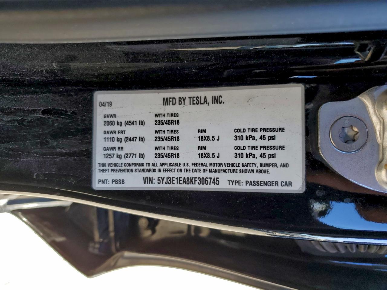 Tesla Model 3 Image 10