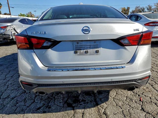 Nissan Altima Sr Image 5