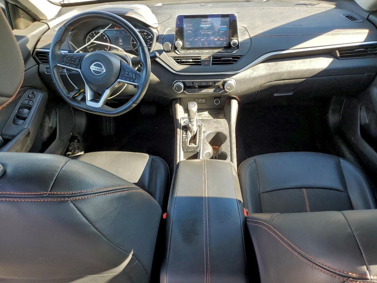 Nissan Altima Sr Image 9