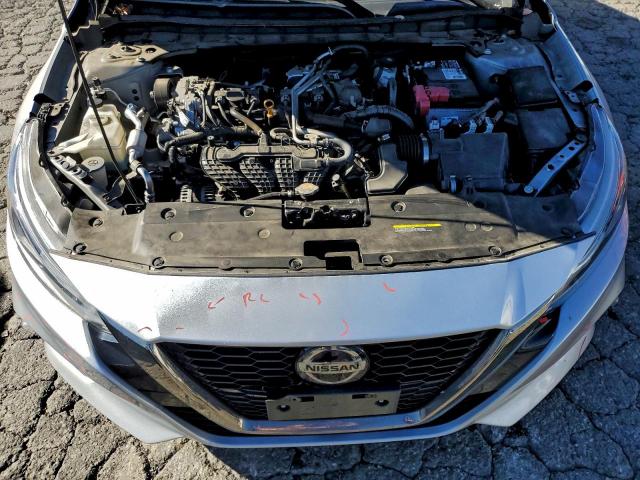 Nissan Altima Sr Image 7