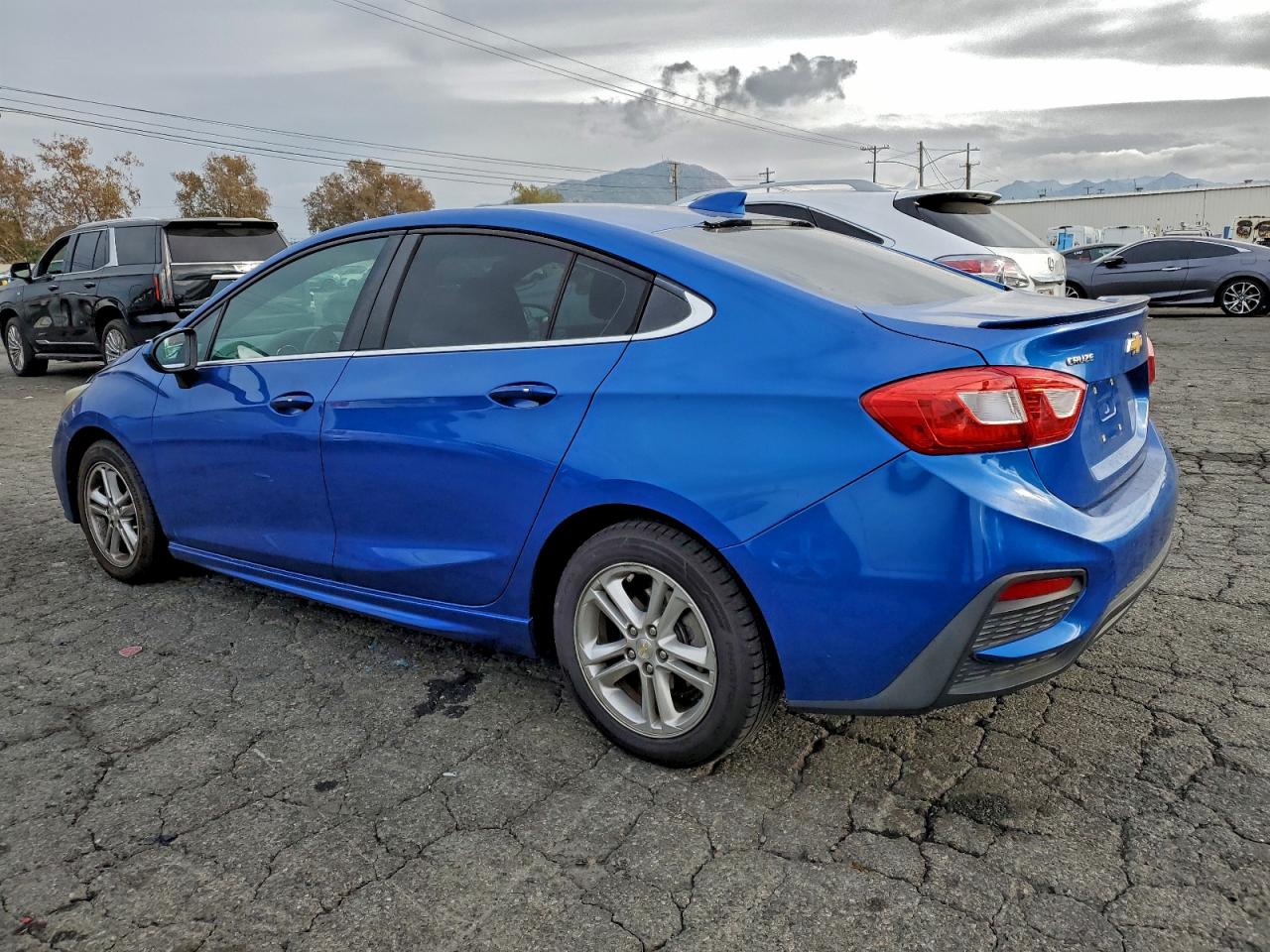 Chevrolet Cruze Lt Image 4