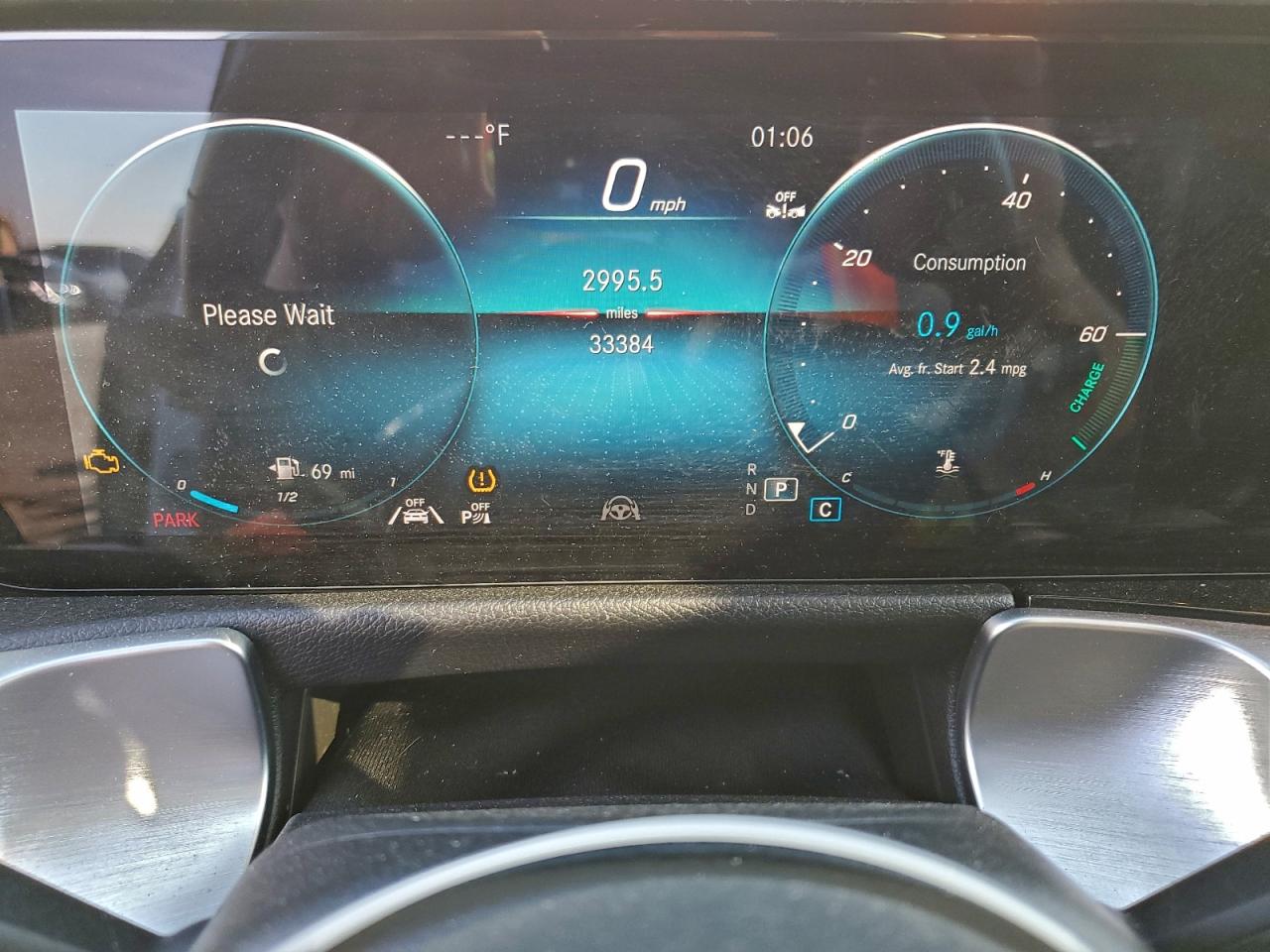 Mercedes-Benz GLB 250 Image 14