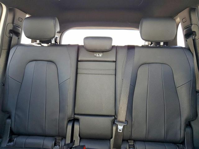 Mercedes-Benz GLB 250 Image 11