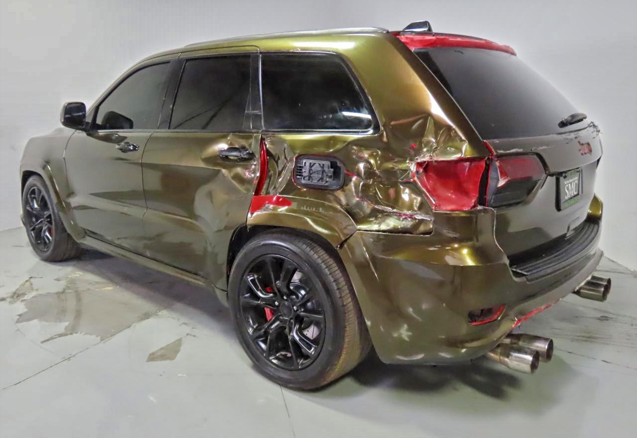 Jeep Grand Cherokee Srt-8 Image 8