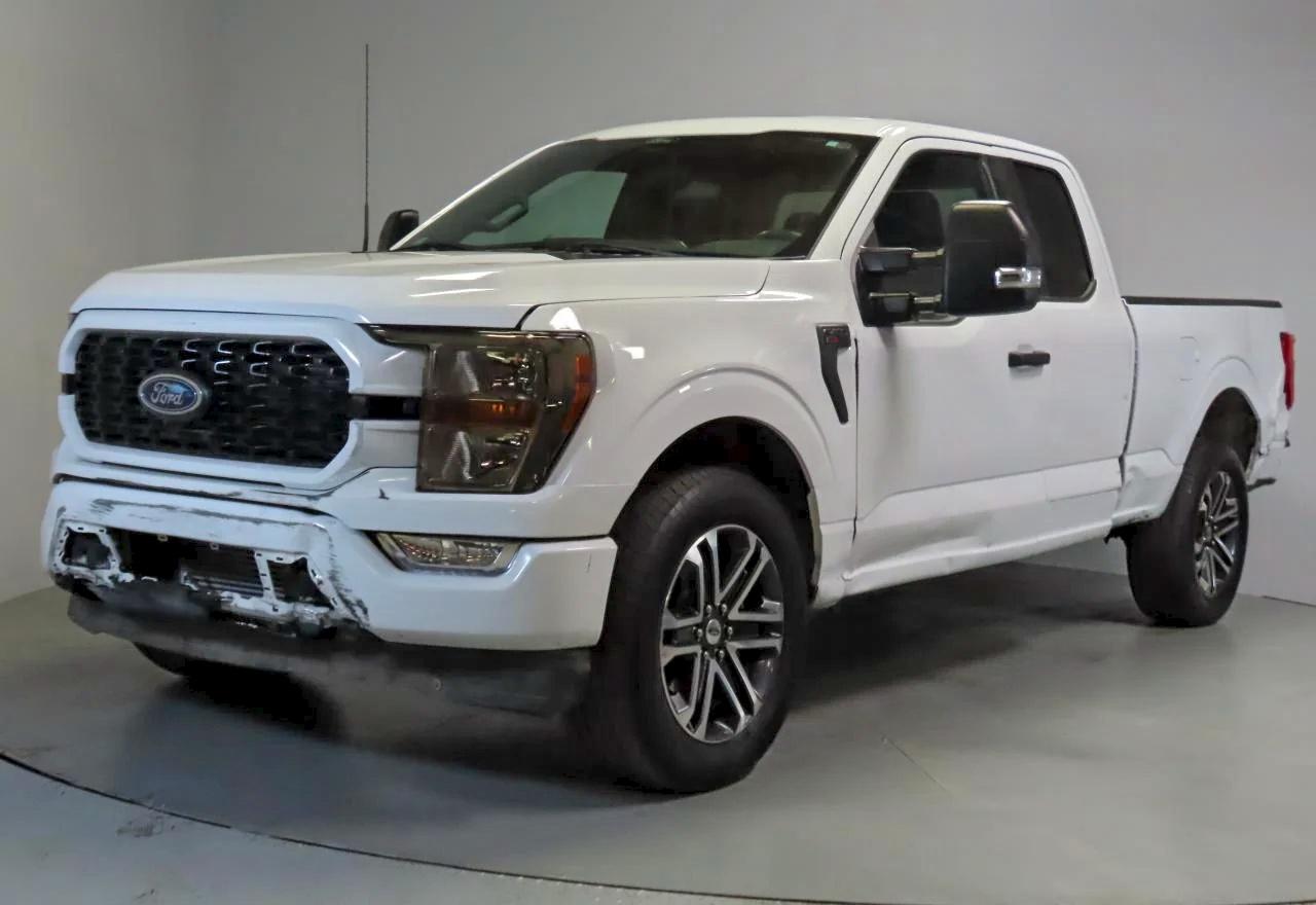 Ford F-150 Super Cab Image 3